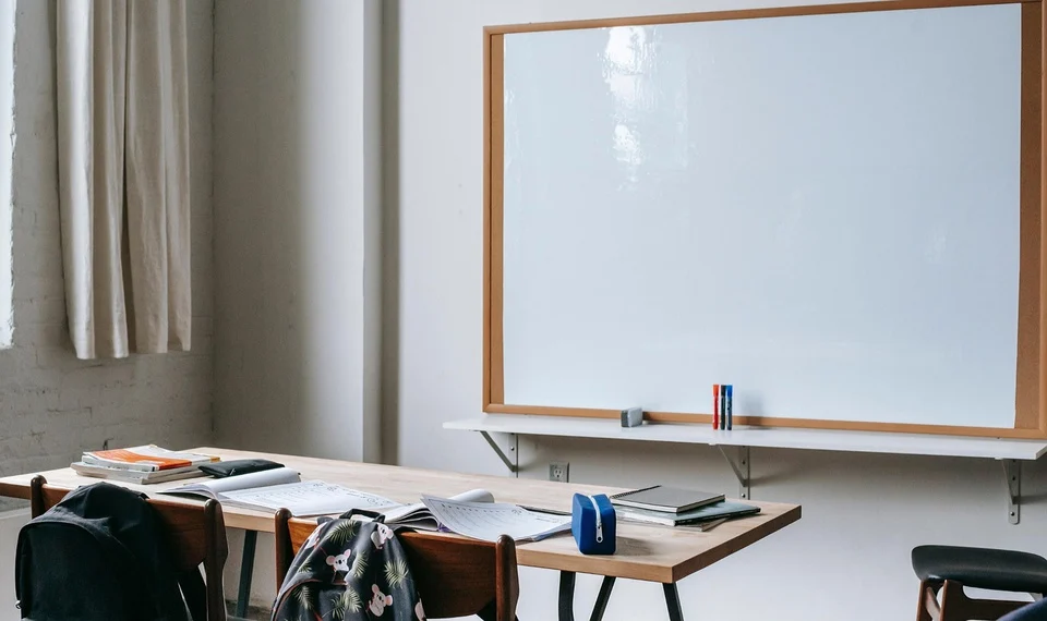 how-to-prepare-for-gcse-physics-summer-tuition-in-new-eltham-tips-for-students.jpg