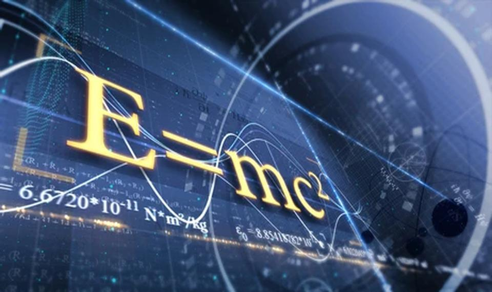 Why-physics-tutor-in-Bromley-Is-the-Key-to-Exam-Success.jpg